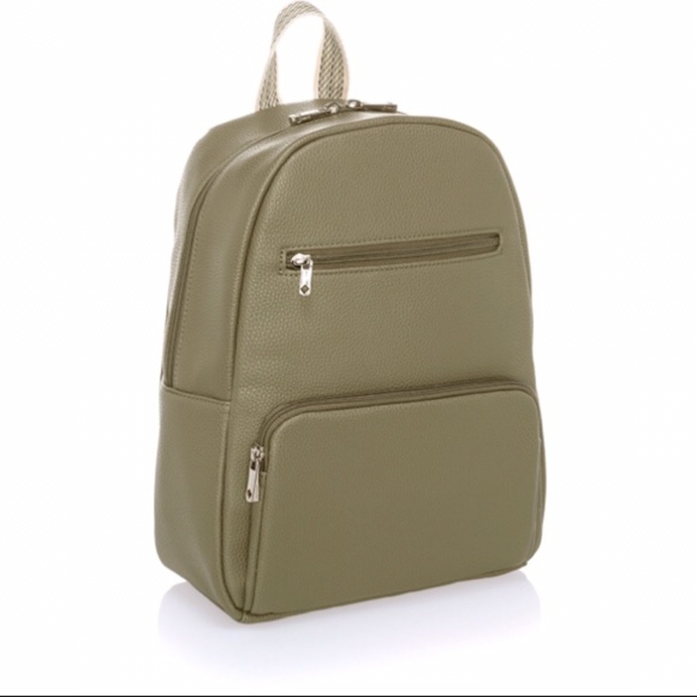 Thirty-One Boutique BackpackOoh-la-la Olive Pebble